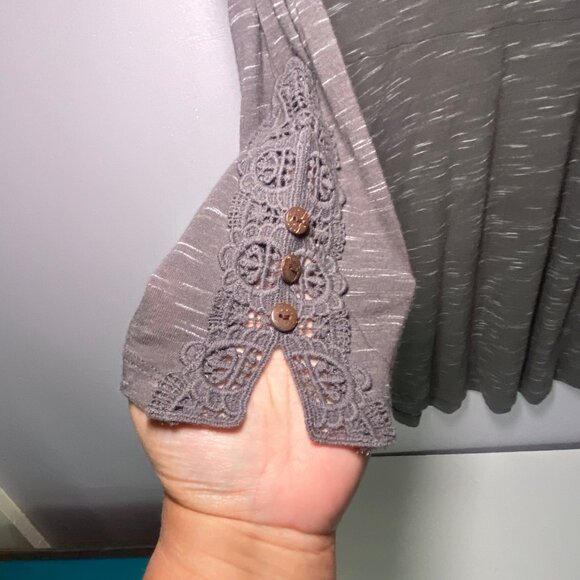 Womens Gray Scoop Neck Top W/ Lace & Button Detail on Sleeves Charcoal - Picture 4 of 5